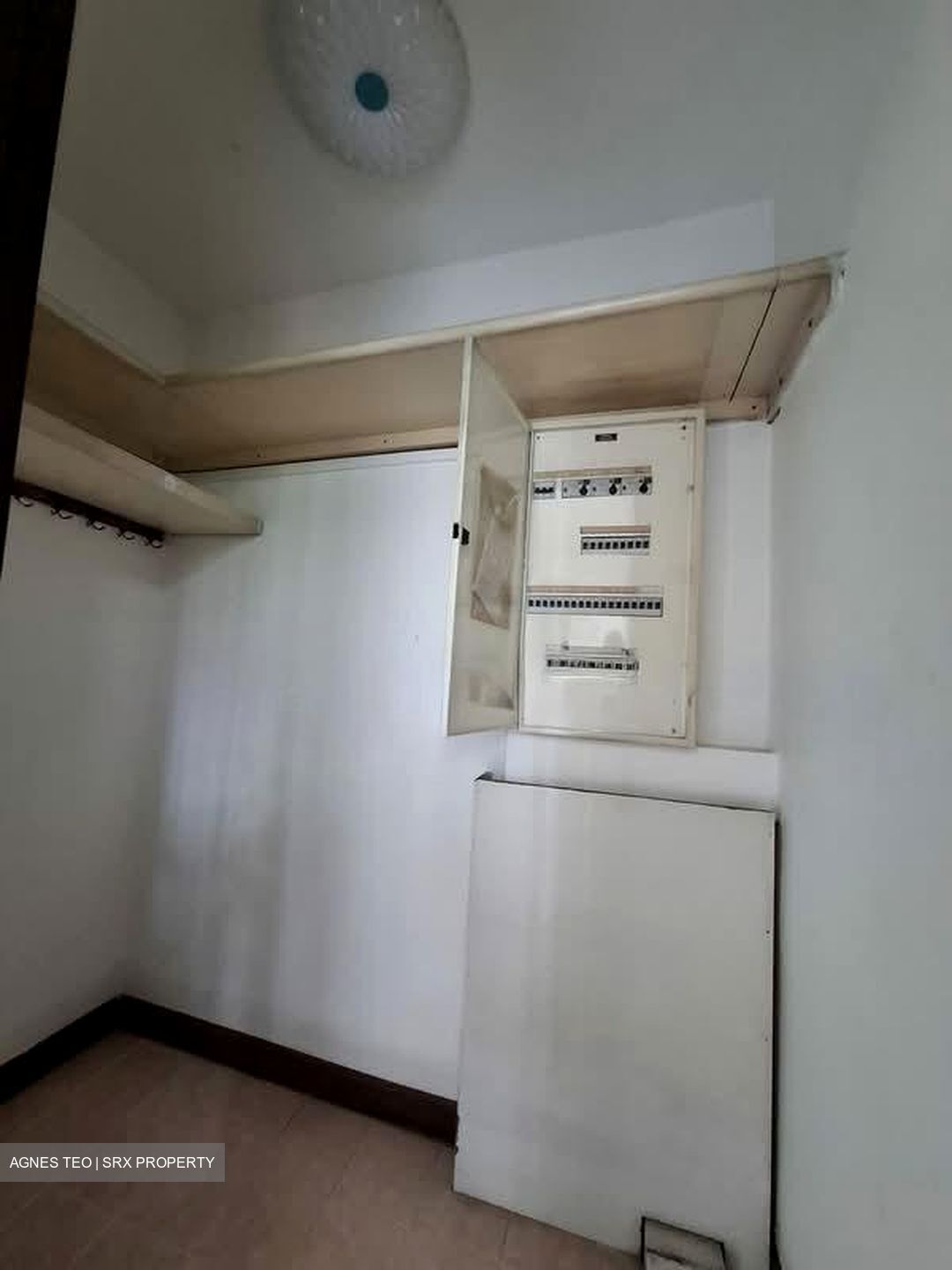 Westwood Crescent (D22), Terrace #572236151
